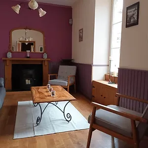 No.15 Dhote Couette-café Charroux-dʼAllier
