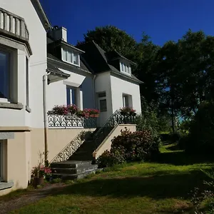 Vallée Des Ardoisières Couette-café Mael-Carhaix